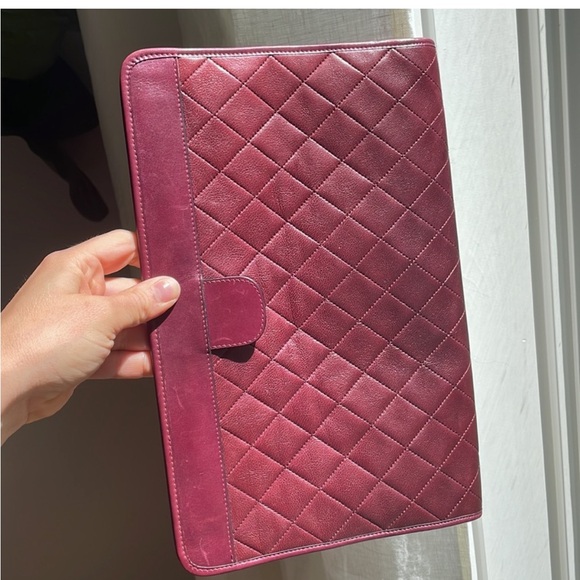 Chanel Leather Clutch w/ Gold Hardware - Picture 10 of 13